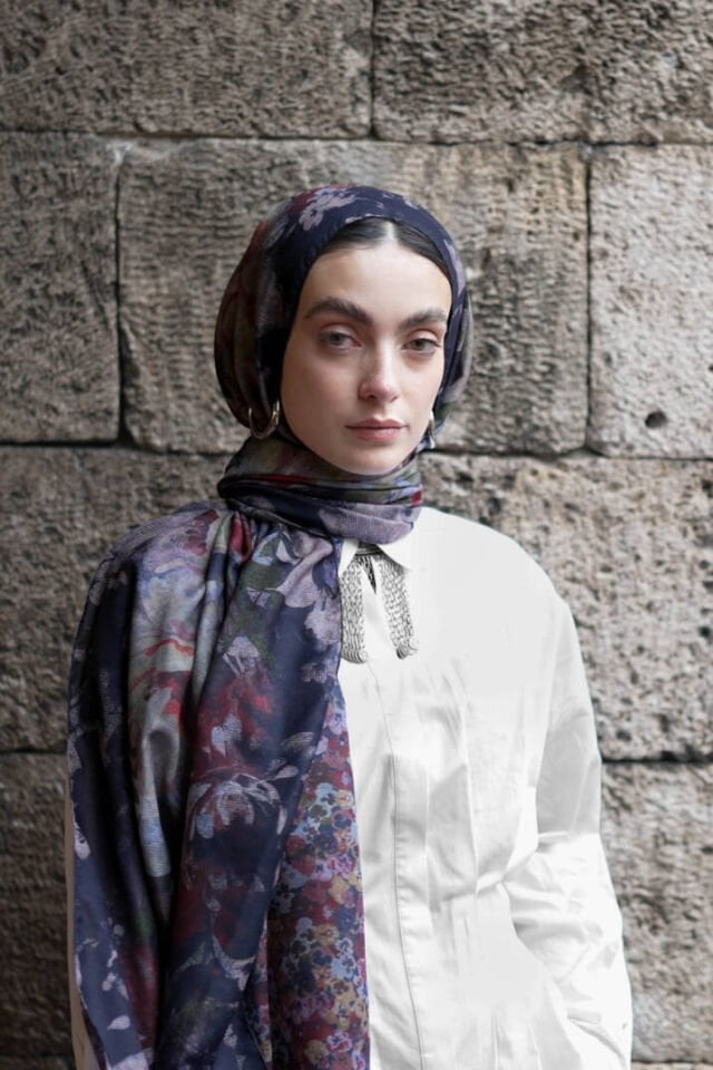 Çiçek Desenli Çift Taraf Şal - Siyah Kırmızı