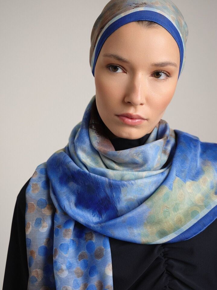 Fırça Hâlesi Puanlı Soyut Desenli Çift Taraflı Şal - Mavi