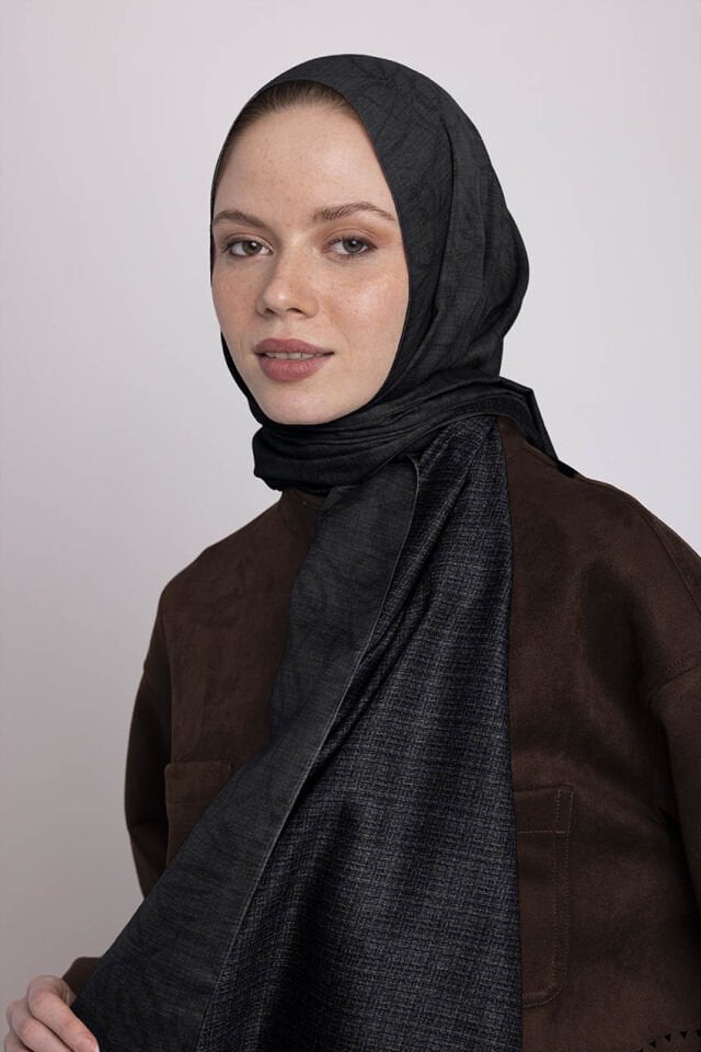 Şebnem Hattı Monogram Desenli Çift Taraflı Şal - Antrasit Siyah