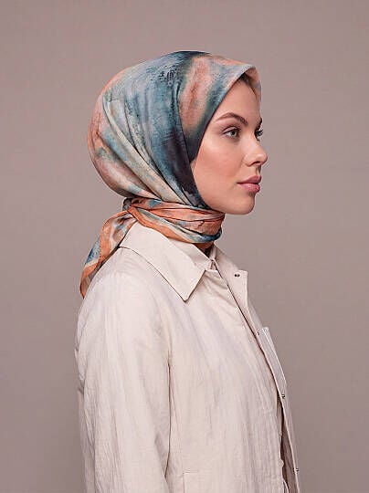 Fırça Hâlesi Puanlı Soyut Desenli Çift Taraflı Eşarp Taba Mint 76-02