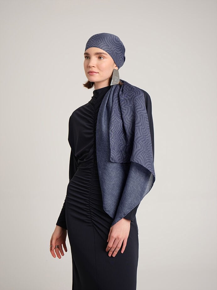 Şiraze Monogram Düz Desenli Çift Taraflı Şal - Koyu Kot Mavi