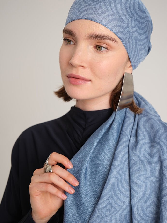 Şiraze Monogram Düz Desenli Çift Taraflı Şal - Mavi