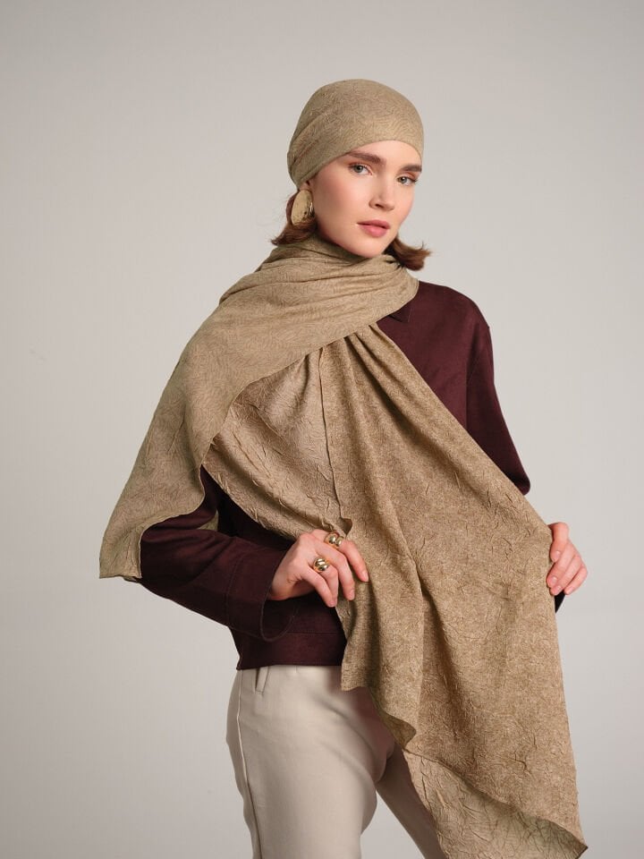 Bengi Monogram Düz Desenli Çift Taraflı Şal - Soluk Koyu Sarı